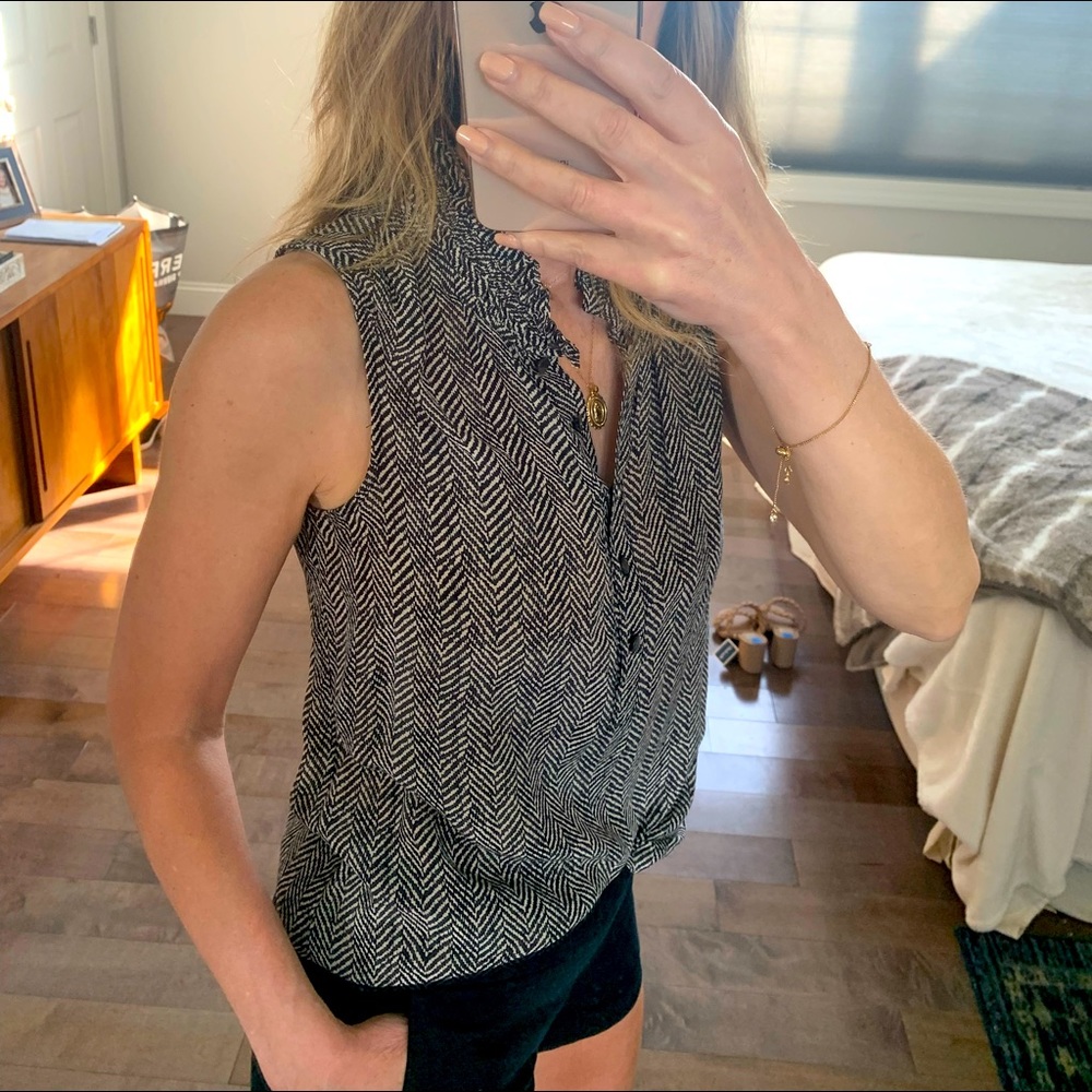 J Crew 100% silk sleeveless blouse. Size 0